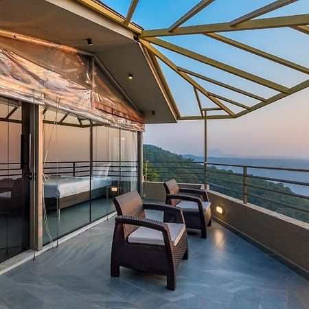 Saffronstays Heavone Trio, Lonavala Exteriör bild